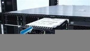 云服务器硬盘(云服务器硬盘损坏)-百变无痕