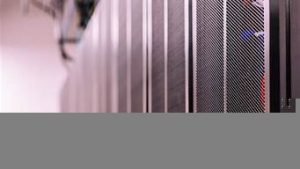 云服务器黑屏(云服务器)-百变无痕