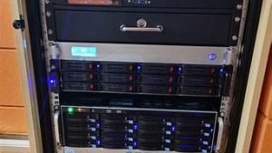 依云服务器-百变无痕